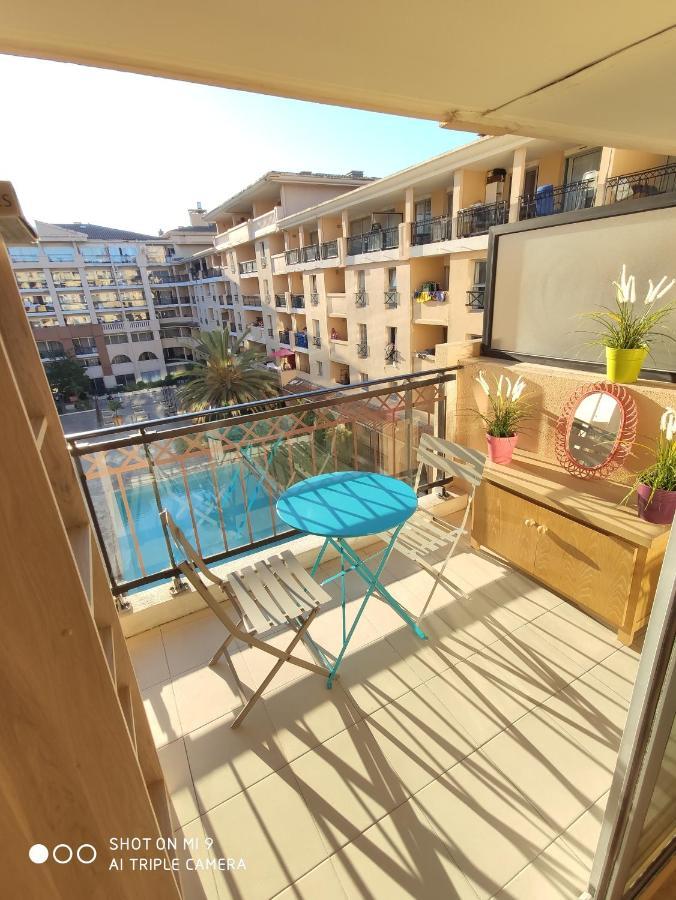 Appartement Cosy A 50M De La Plage Кан Екстериор снимка